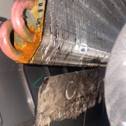 Sửa chữa máy lạnh tại nhà Bình Dương